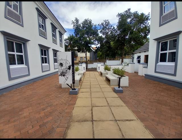 419M² OFFICE TO LET IN BRYANSTON